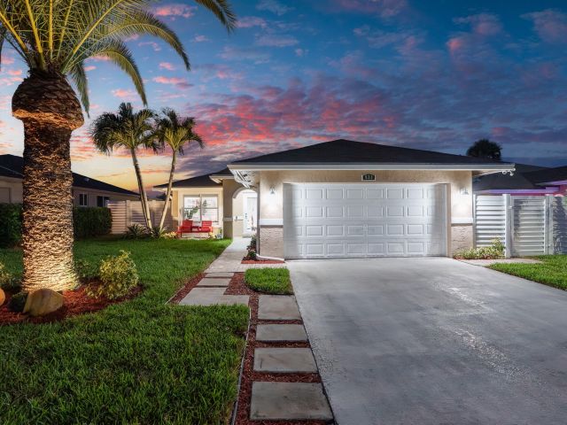 3-bedroom home for sale in Deerfield Beach - 533 NE 1st Avenue - MondialRealty