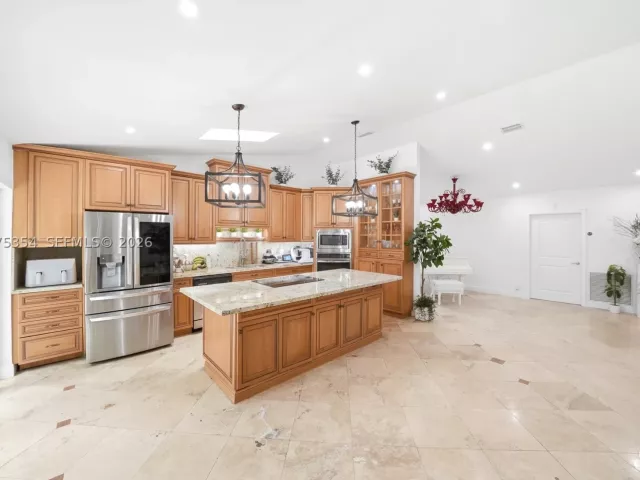 3-bedroom home for rent in Miami - 12715 SW 96th Ter 12715 - MondialRealty