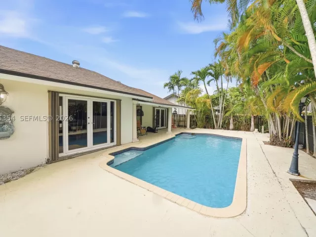 3-bedroom home for rent in Miami - 12715 SW 96th Ter 12715 - MondialRealty