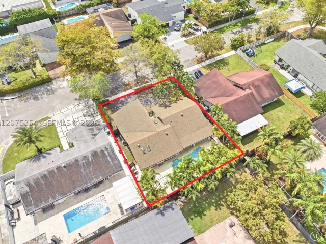 3-bedroom home for rent in Miami - 12715 SW 96th Ter 12715 - MondialRealty