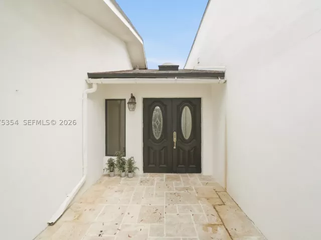 3-bedroom home for rent in Miami - 12715 SW 96th Ter 12715 - MondialRealty