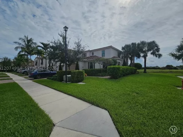 3-bedroom home for rent in Boca Raton - 10226 Akenside Dr - MondialRealty