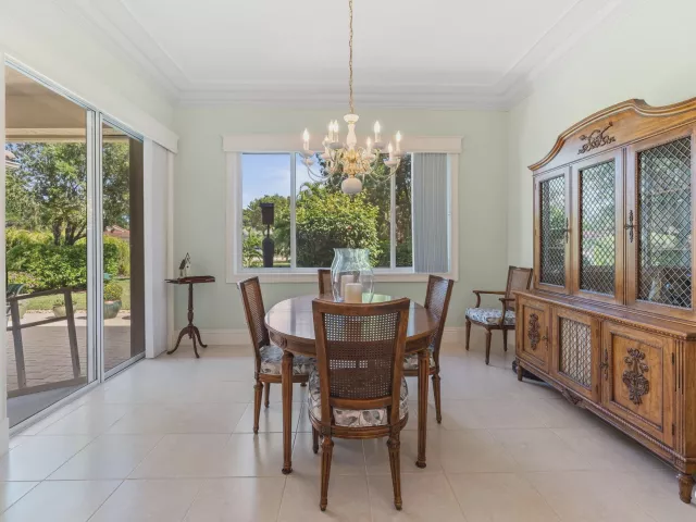 3-bedroom home for sale in West Palm Beach - 9139 Bay Harbour Circle - MondialRealty