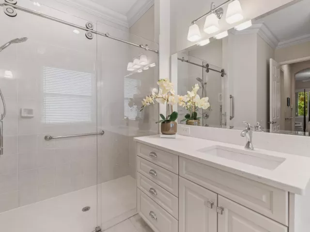 3-bedroom home for sale in West Palm Beach - 9139 Bay Harbour Circle - MondialRealty