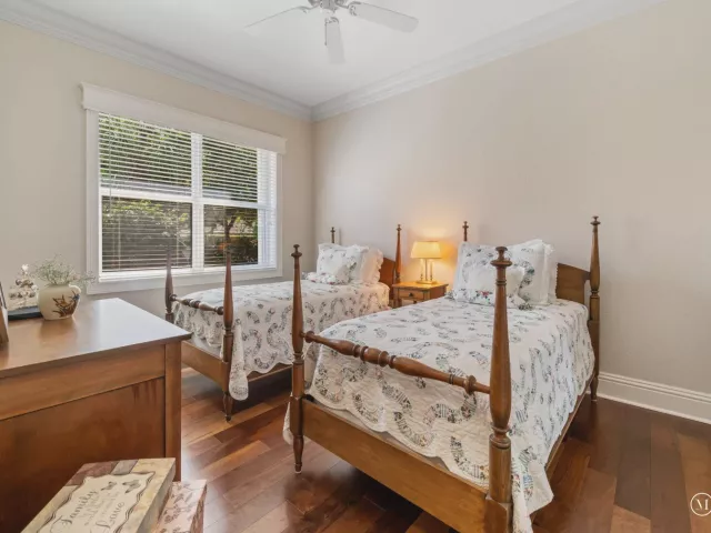 3-bedroom home for sale in West Palm Beach - 9139 Bay Harbour Circle - MondialRealty