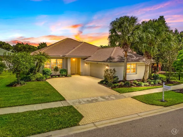3-bedroom home for sale in West Palm Beach - 9139 Bay Harbour Circle - MondialRealty