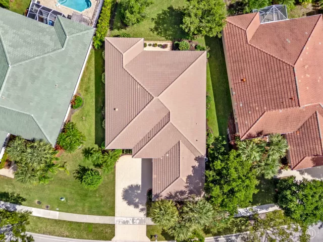 3-bedroom home for sale in West Palm Beach - 9139 Bay Harbour Circle - MondialRealty