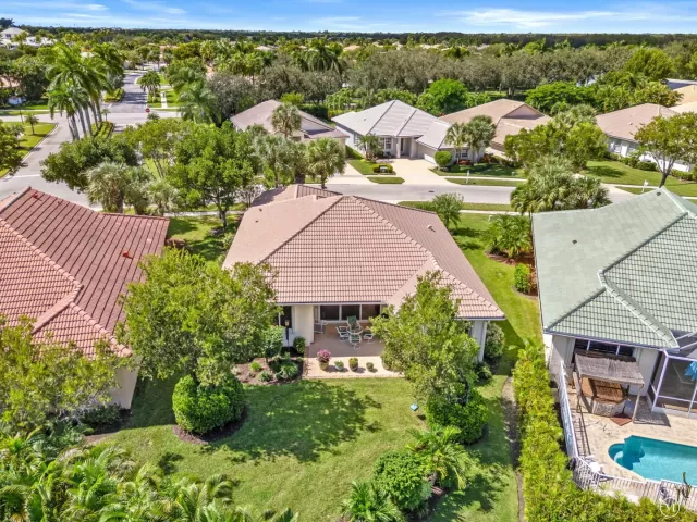 3-bedroom home for sale in West Palm Beach - 9139 Bay Harbour Circle - MondialRealty