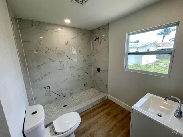 4-bedroom home for sale in West Palm Beach - 4790 Alberta Avenue - MondialRealty