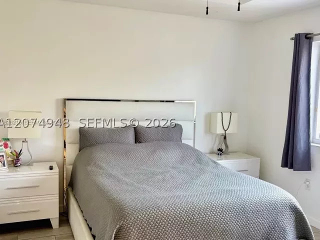 3-bedroom home for rent in Doral - 11236 NW 56th St - MondialRealty