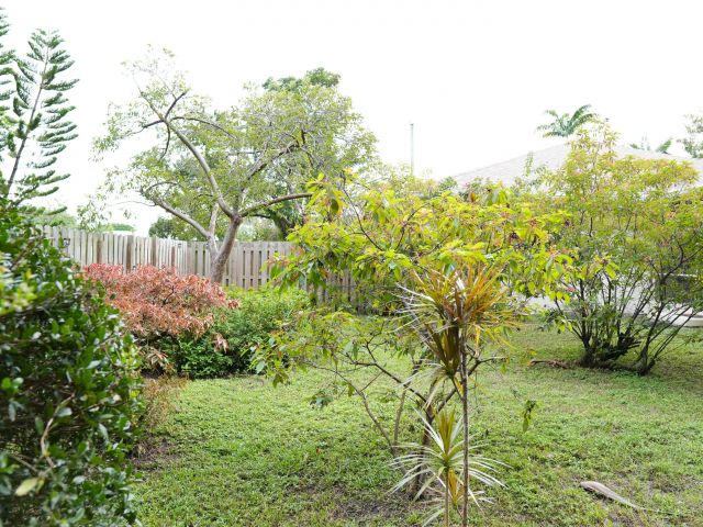 6-bedroom home for rent in Pompano Beach - 821 SW 13TH Court - MondialRealty