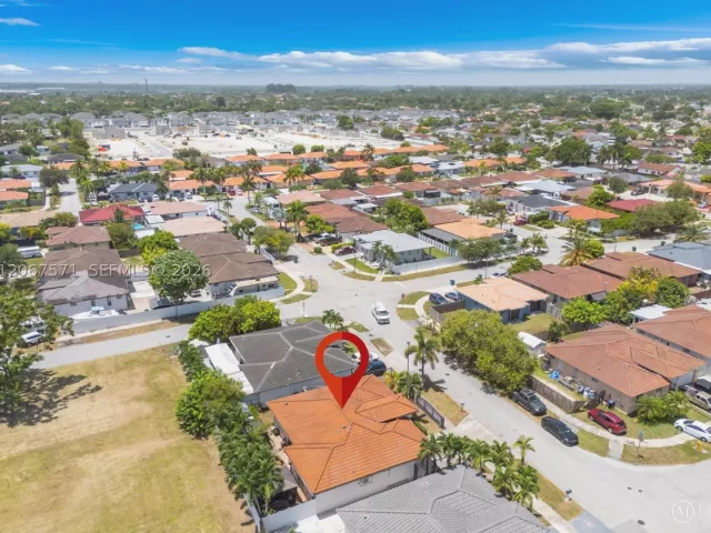 3-bedroom home for sale in Miami - 12382 SW 213th Ter - MondialRealty