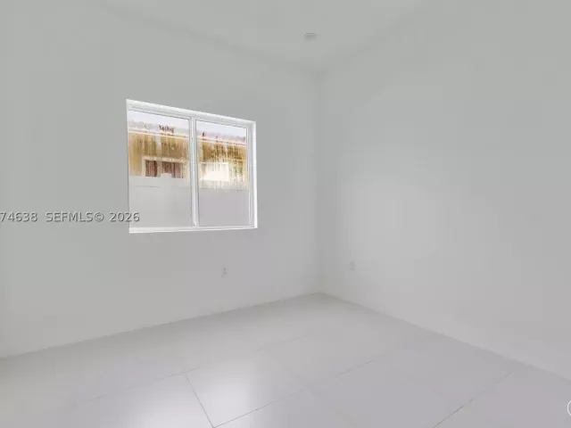 5-bedroom home for sale in Miami - 5735 SW 4th St - MondialRealty