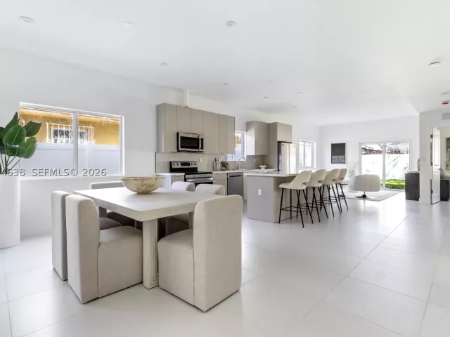5-bedroom home for sale in Miami - 5735 SW 4th St - MondialRealty