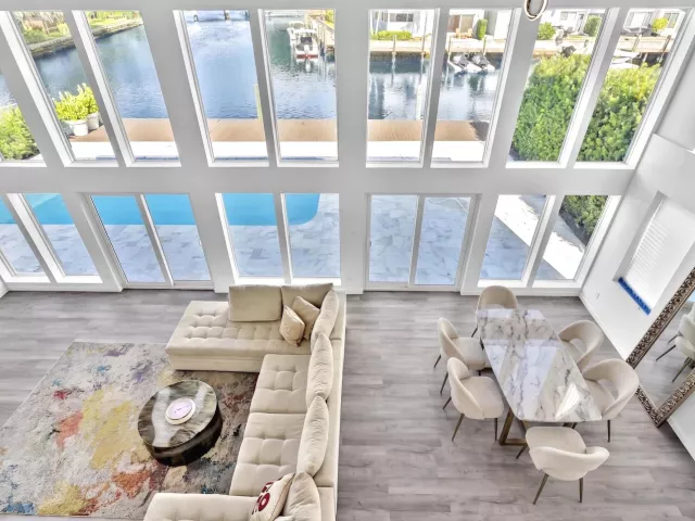 3-bedroom home for sale in Fort Lauderdale - 600 N VICTORIA Terrace - MondialRealty