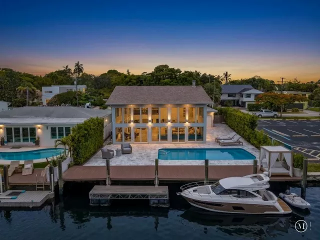 3-bedroom home for sale in Fort Lauderdale - 600 N VICTORIA Terrace - MondialRealty