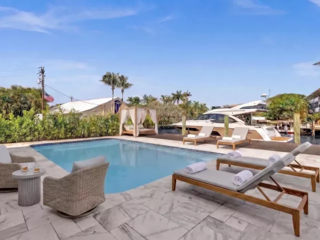 3-bedroom home for sale in Fort Lauderdale - 600 N VICTORIA Terrace - MondialRealty