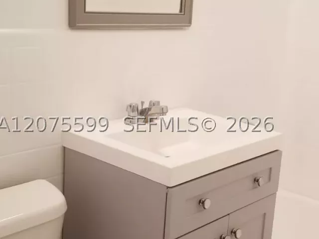 2-bedroom home for rent in Coral Gables -  - MondialRealty