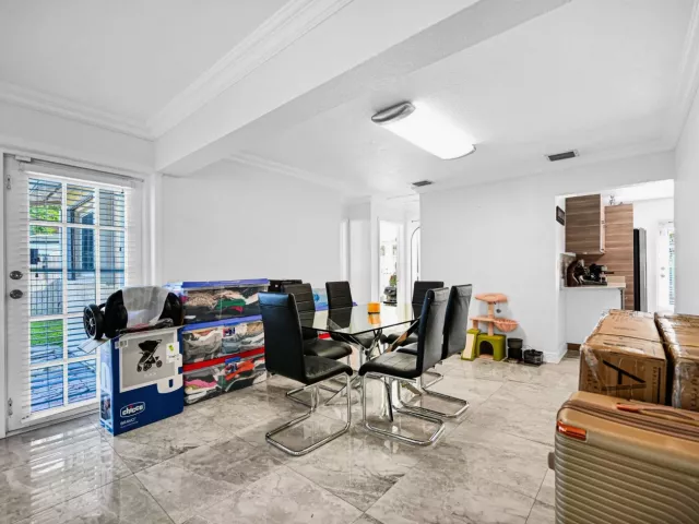 3-bedroom home for sale in Fort Lauderdale - 2171 SW 36TH Terrace - MondialRealty