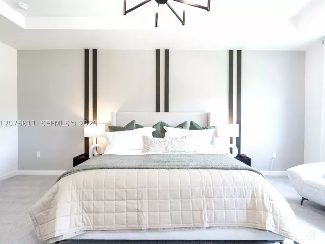 5-bedroom home for sale in Miami - 27307 SW 159 CT - MondialRealty