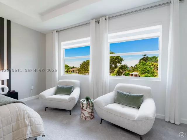 5-bedroom home for sale in Miami - 27307 SW 159 CT - MondialRealty