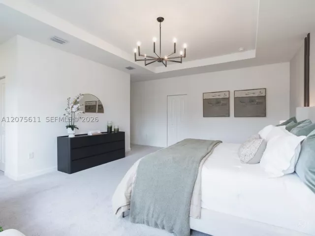 5-bedroom home for sale in Miami - 27307 SW 159 CT - MondialRealty