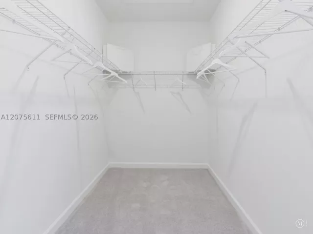5-bedroom home for sale in Miami - 27307 SW 159 CT - MondialRealty