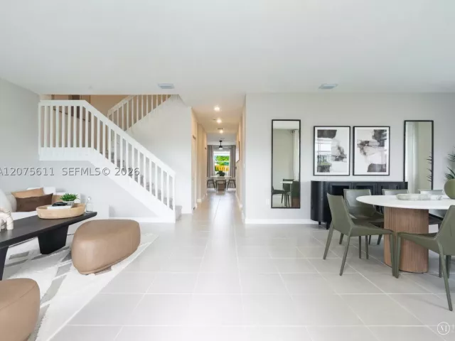 5-bedroom home for sale in Miami - 27307 SW 159 CT - MondialRealty