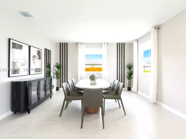 5-bedroom home for sale in Miami - 27307 SW 159 CT - MondialRealty