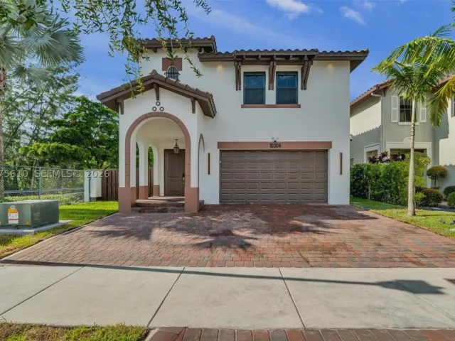 5-bedroom home for sale in Doral - 10204 NW 86th St - MondialRealty