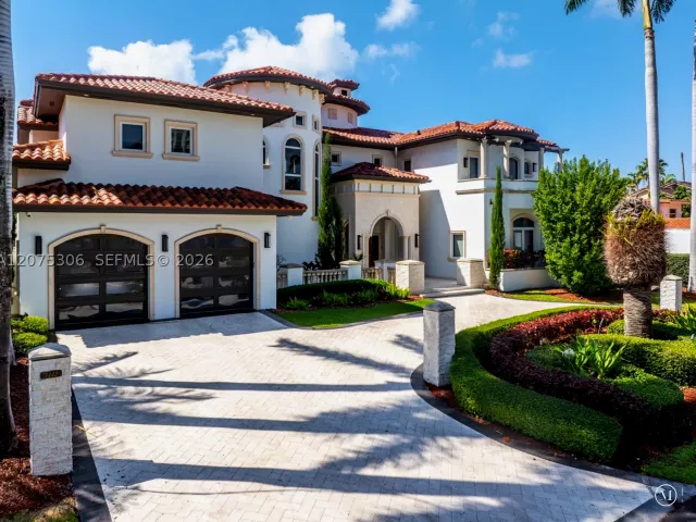 5-bedroom home for sale in North Miami Beach - 3442 NE 171st St - MondialRealty