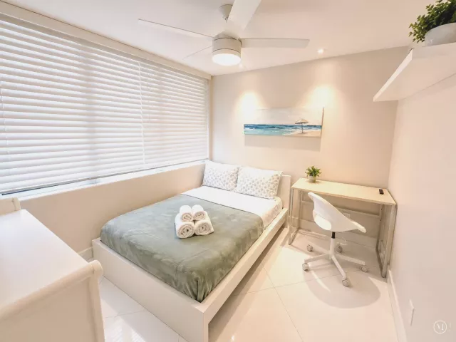 5-bedroom home for rent in Boca Raton - 327 LANCASTER Street - MondialRealty