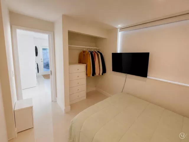 5-bedroom home for rent in Boca Raton - 327 LANCASTER Street - MondialRealty
