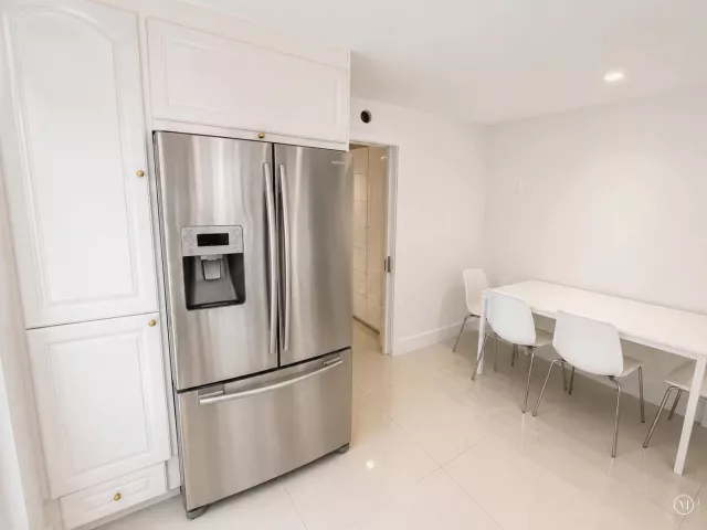 5-bedroom home for rent in Boca Raton - 327 LANCASTER Street - MondialRealty