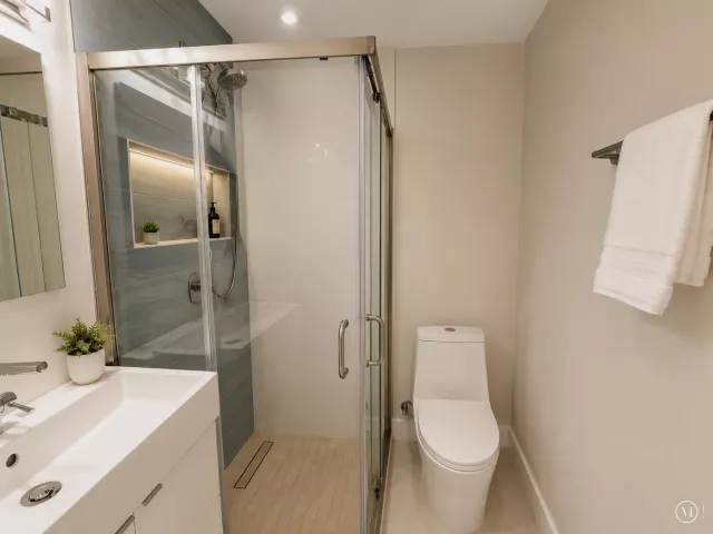 5-bedroom home for rent in Boca Raton - 327 LANCASTER Street - MondialRealty