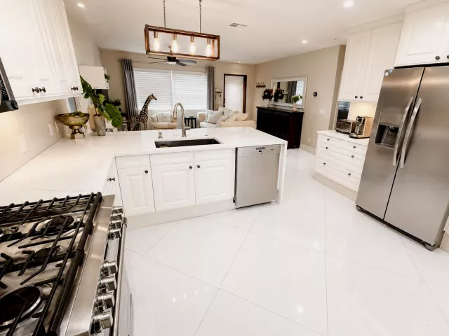 5-bedroom home for rent in Boca Raton - 327 LANCASTER Street - MondialRealty