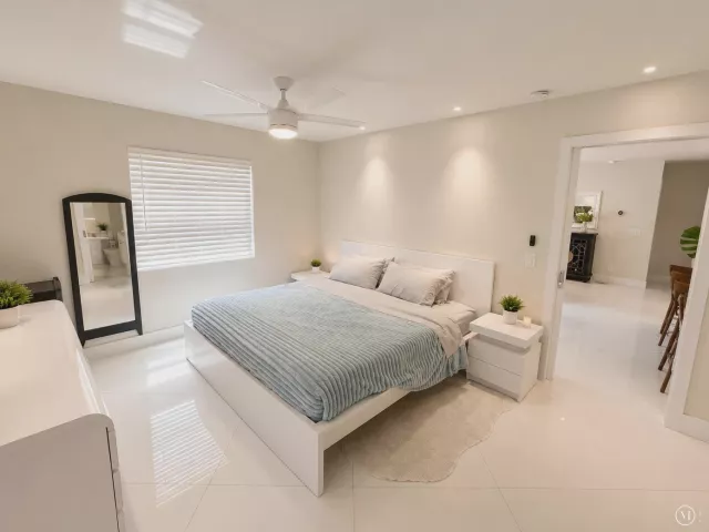5-bedroom home for rent in Boca Raton - 327 LANCASTER Street - MondialRealty