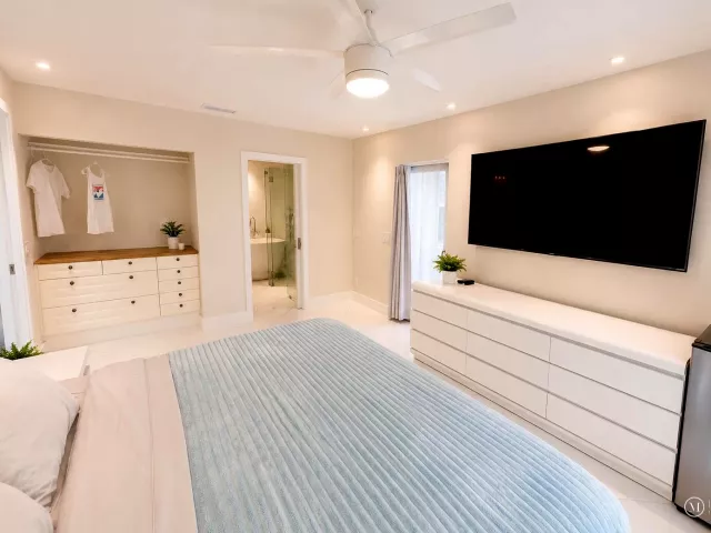 5-bedroom home for rent in Boca Raton - 327 LANCASTER Street - MondialRealty