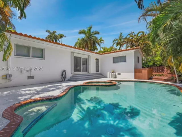 4-bedroom home for sale in Miami - 1085 NE 84th St - MondialRealty