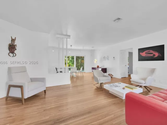 4-bedroom home for sale in Miami - 1085 NE 84th St - MondialRealty