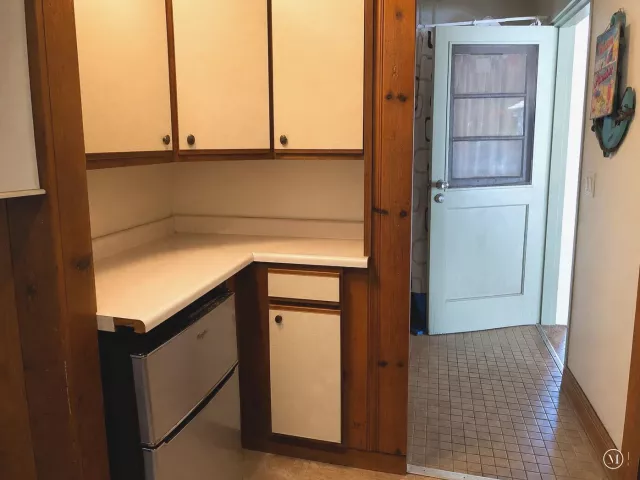 5-bedroom home for sale in Wilton Manors - 704 NE 22ND Drive 1-4 - MondialRealty