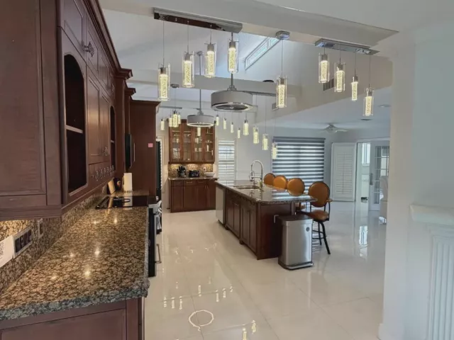 3-bedroom home for sale in Deerfield Beach - 2557 SW 14TH Court - MondialRealty