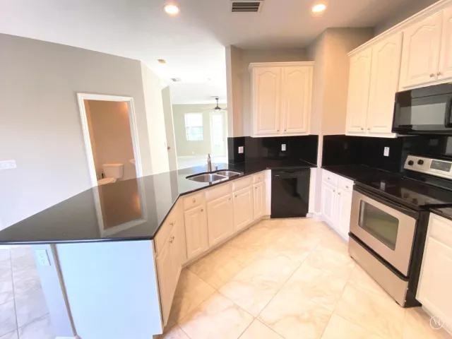3-bedroom home for rent in Boca Raton - 1844 NW 9th Street - MondialRealty