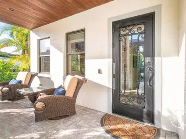 4-bedroom home for rent in Boca Raton - 351 E BOCA RATON Road E - MondialRealty
