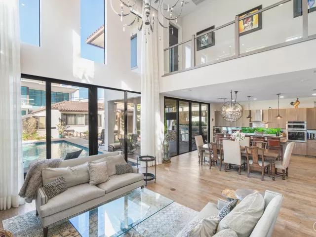 4-bedroom home for rent in Boca Raton - 351 E BOCA RATON Road E - MondialRealty
