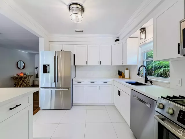3-bedroom home for sale in Hollywood - 1519 Washington Street - MondialRealty