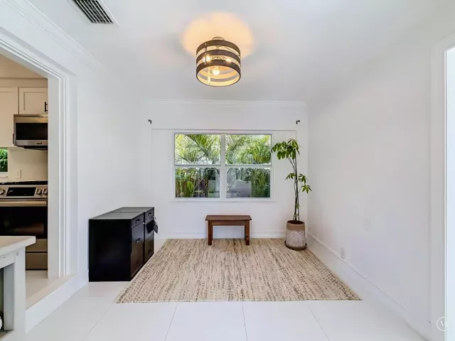 3-bedroom home for sale in Hollywood - 1519 Washington Street - MondialRealty