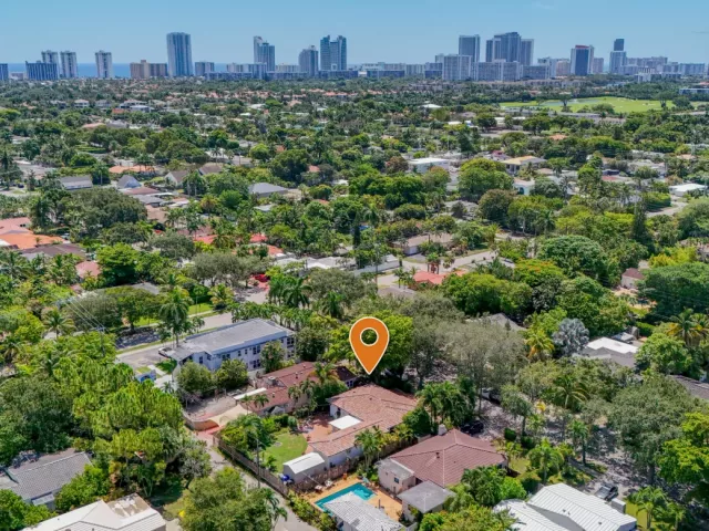 3-bedroom home for sale in Hollywood - 1519 Washington Street - MondialRealty