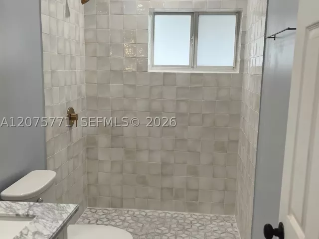 3-bedroom home for rent in Coral Gables - 22 Marabella Ave - MondialRealty