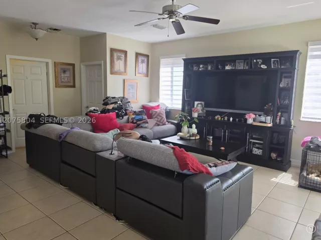 4-bedroom home for rent in Homestead -  - MondialRealty
